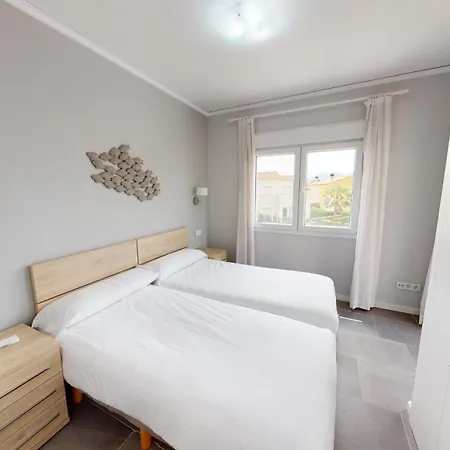 Holiday home Pinnacle By On Travel